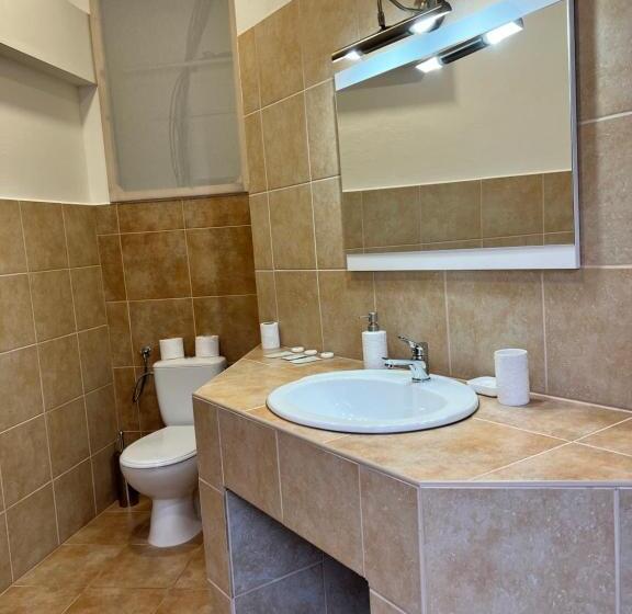 غرفة كومفورت ثلاثية, Maxim