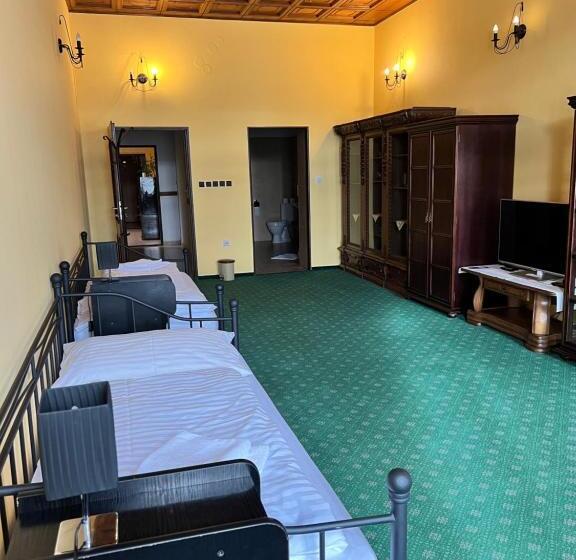 غرفة قياسية, Maxim