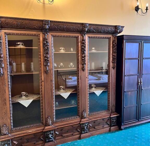 غرفة قياسية, Maxim