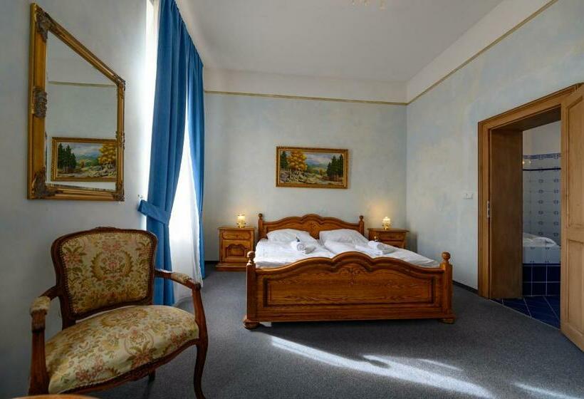 חדר דלוקס, Na Zámečku