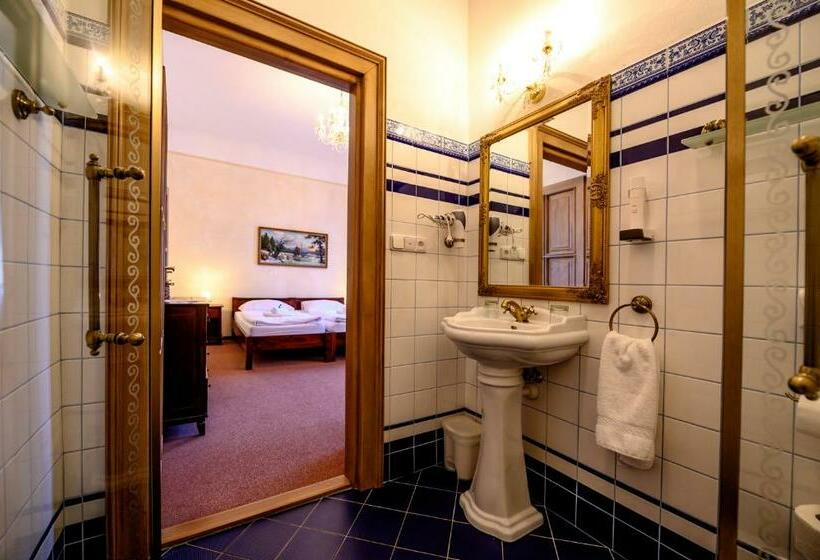 חדר דלוקס, Na Zámečku