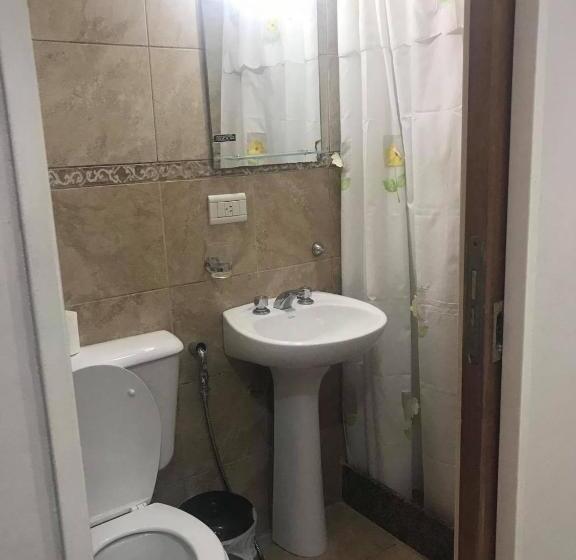 اتاق اکونومی یک تخته, San Carlos