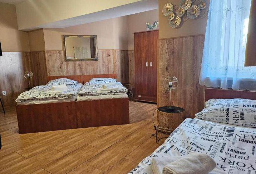 اتاق استاندارد سه نفره, Taurus