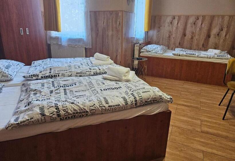 اتاق استاندارد سه نفره, Taurus