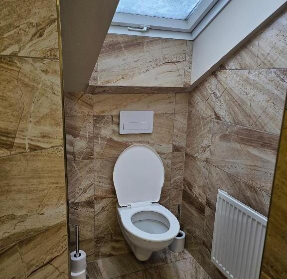 اتاق استاندارد یک نفره, Taurus