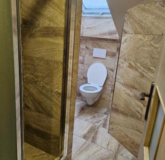 اتاق استاندارد یک نفره, Taurus