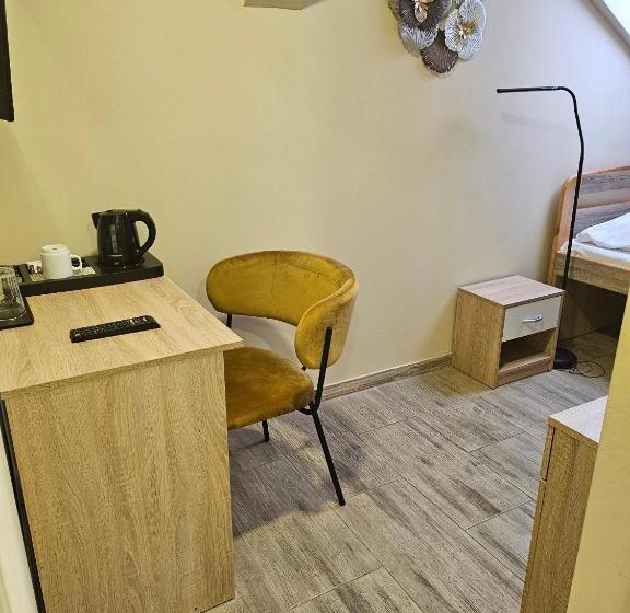 اتاق استاندارد یک نفره, Taurus