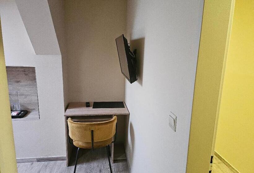 اتاق استاندارد یک نفره, Taurus