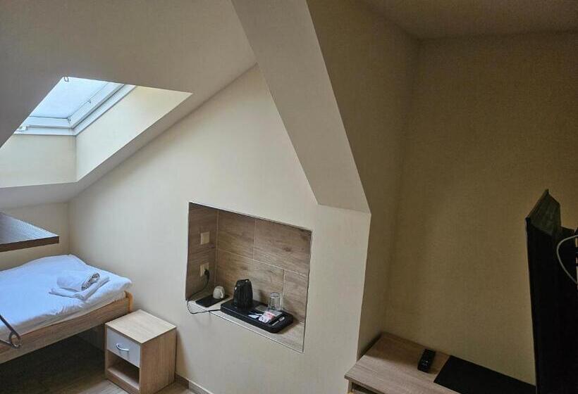 اتاق استاندارد یک نفره, Taurus