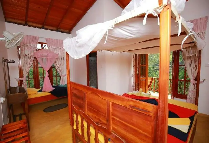 Standardzimmer mit Balkon, Tea Forest Lodge