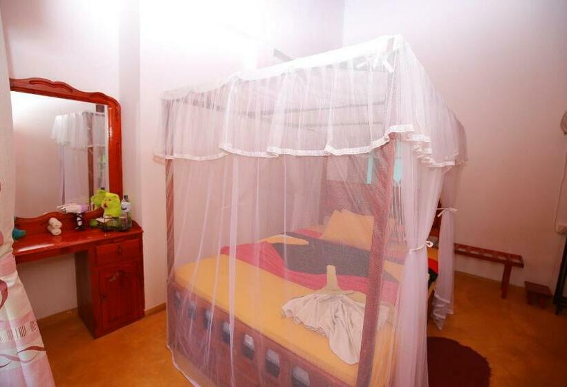 バルコニー付きスタンダードルーム, Tea Forest Lodge