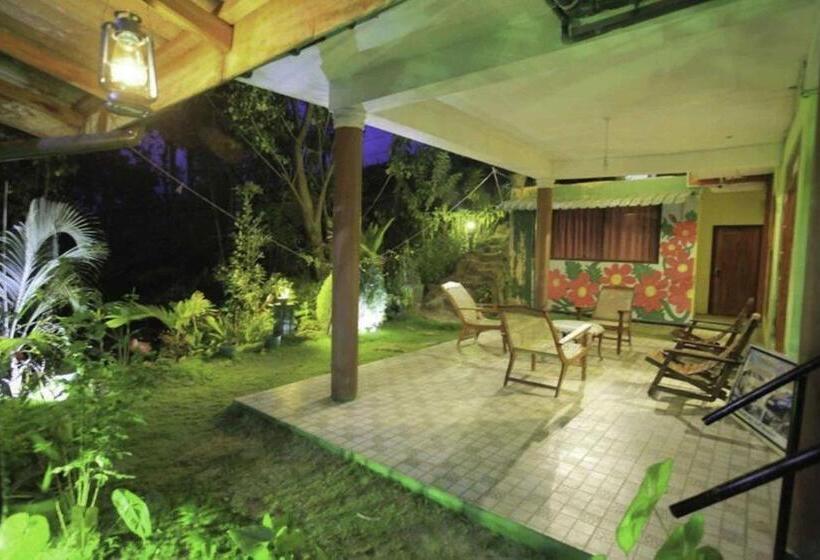 ガーデンビュースタンダードルーム, Tea Forest Lodge