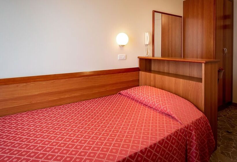 اتاق استاندارد یک نفره, Tiffany