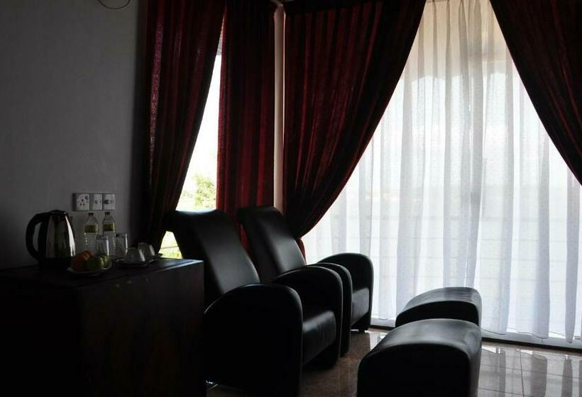 片側に海が見えるデラックスルーム, Villa