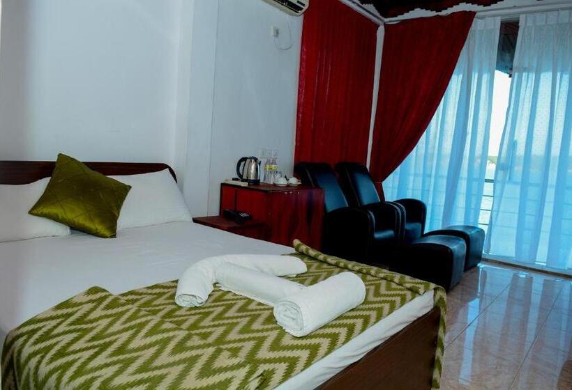 片側に海が見えるデラックスルーム, Villa