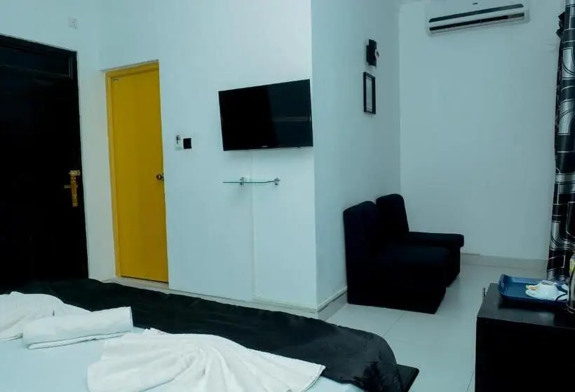 Deluxe Room King Size Bed, Villa