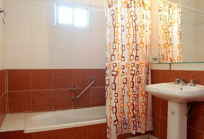 اتاق استاندارد سه نفره, Las Vegas Hotel Termal