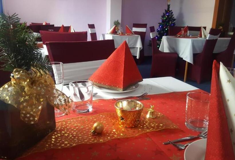 سوییت لوکس, Wellness Hotel Staré Město