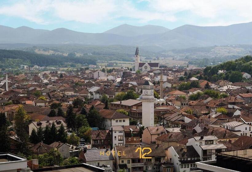 سوییت لوکس, 12