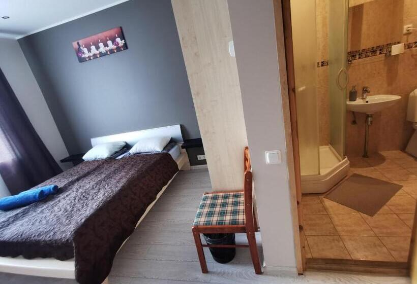 اتاق استاندارد, Privat