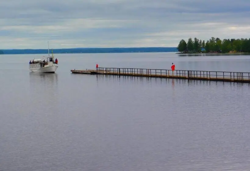 Basic Yhden Hengen Huone Jaettu Kylpyhuone, årsunda Strandbad Sjösunda Vandrarhem