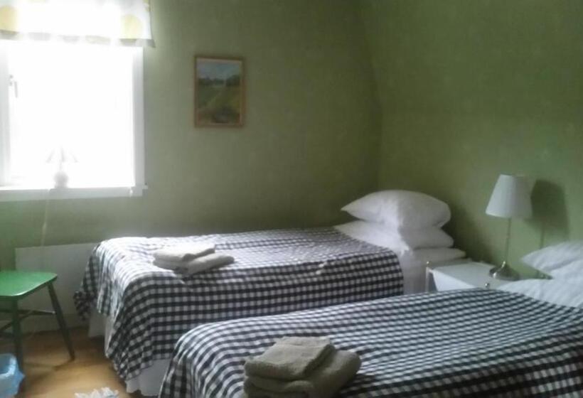 Люкс 3 Спальни, Brunnsta Gård