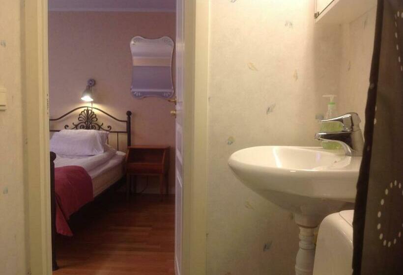 Семейный Номер, Bed & Breakfast Villa Sedin