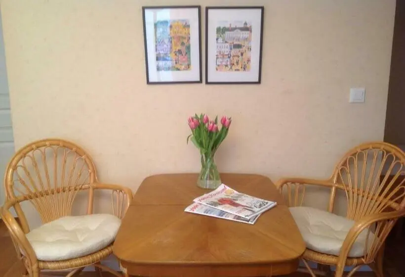 Perhehuone, Bed & Breakfast Villa Sedin