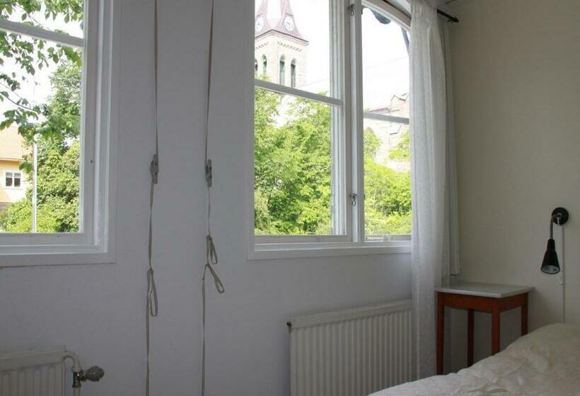 غرفة قياسية رباعية, Fjällbacka Pensionat Och Vandrarhem