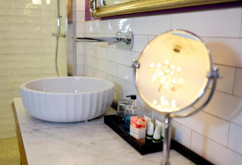 Номер Superior, Grenna Hotell