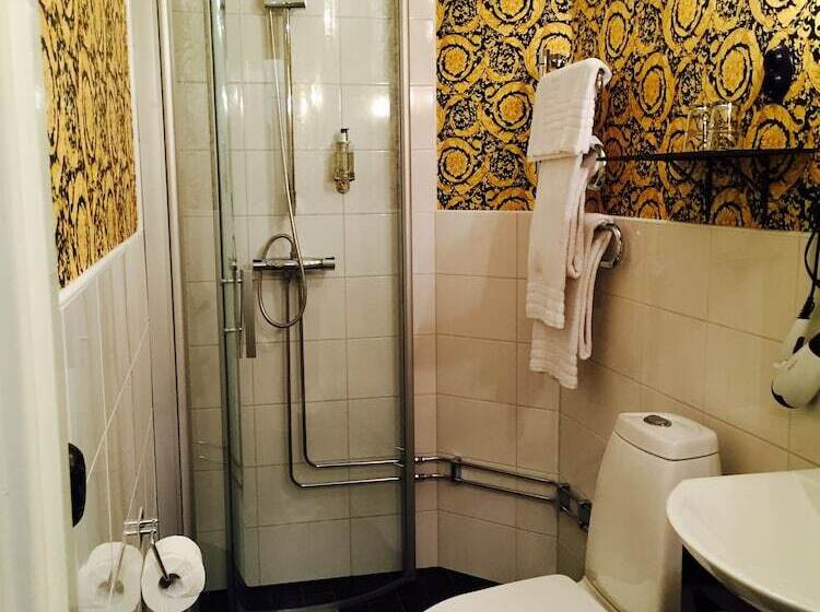 Habitación Estándar, Grenna Hotell