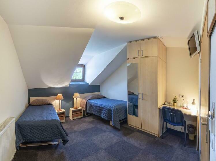 اتاق استاندارد, Bar Grafaite