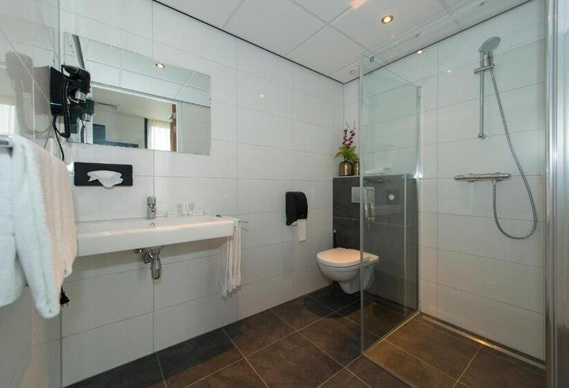 דירת חדר דלוקס, Bru