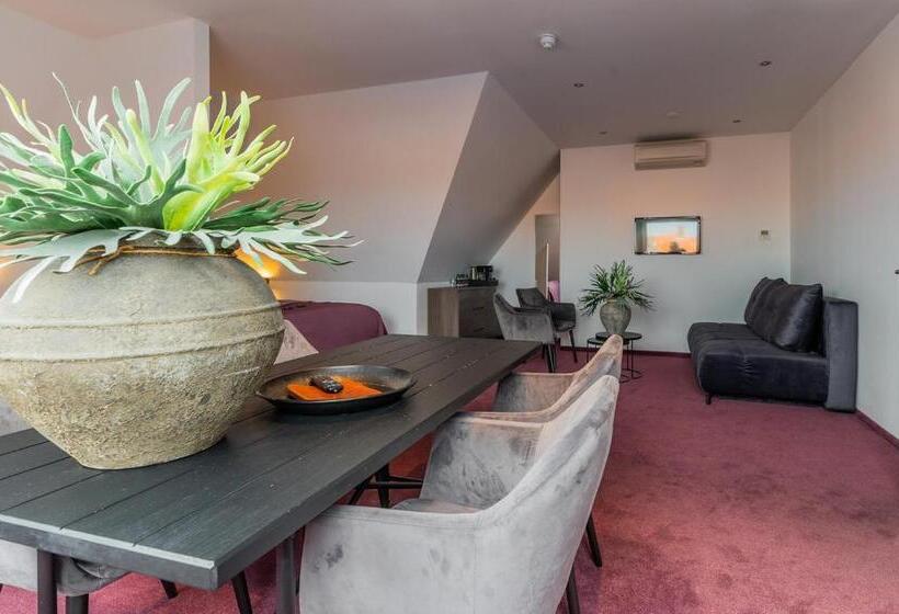 חדר משפחתי, Bru