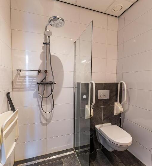 חדר סטנדרט מותאם לאדם עם מוגבלויות, Bru