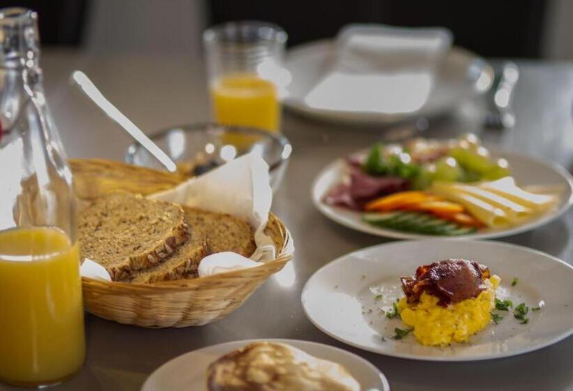 Люкс Повышенной Комфортности, Det Lille