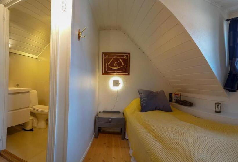 Люкс с Балконом, Det Lille