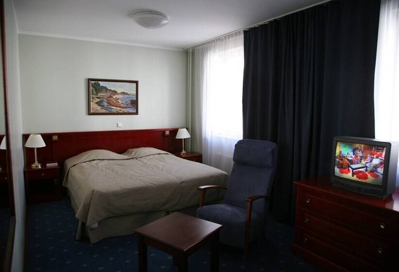 اتاق استاندارد, Draakon