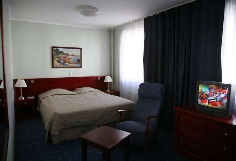 اتاق استاندارد, Draakon