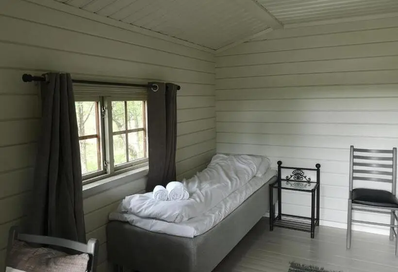 کلبه ییلاقی, Gargia Lodge