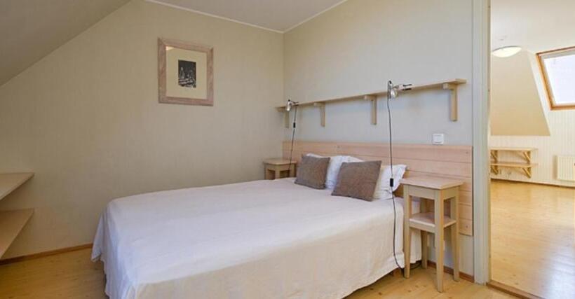 اتاق خانوادگی, Kongo