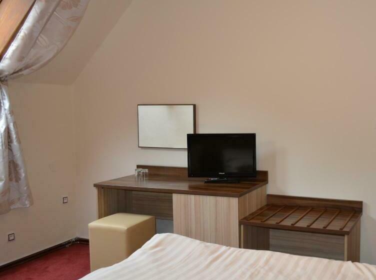 스탠다드 룸, Koruna