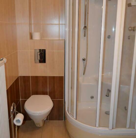 스탠다드 룸, Koruna