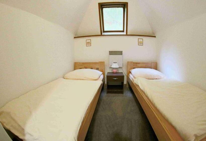 스탠다드 룸, Koruna