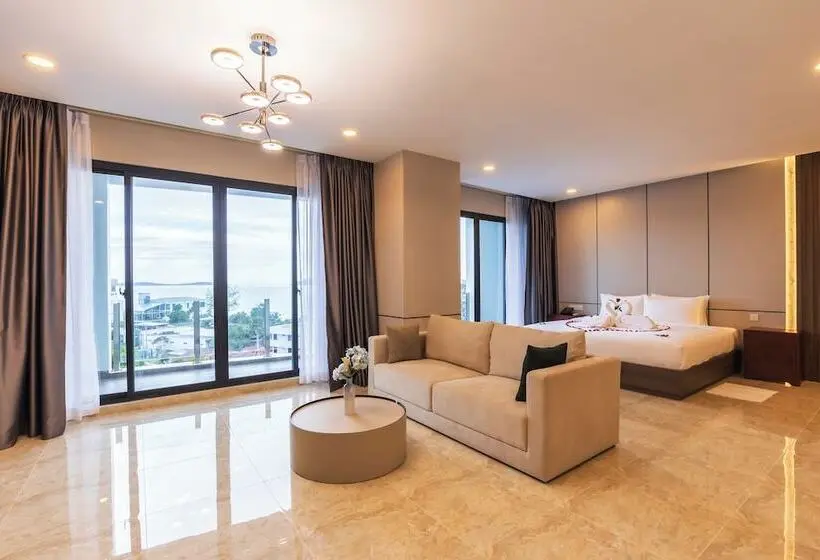 اتاق لوکس, Otres Beach