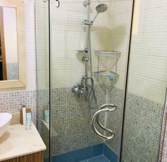 Номер Deluxe, Palm