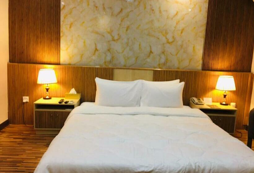 Номер Deluxe, Palm