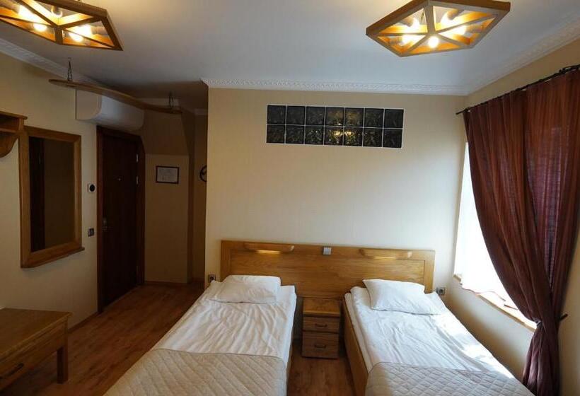 اتاق استاندارد, Ränduri Guesthouse