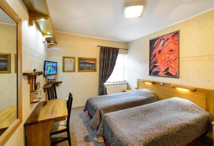 اتاق استاندارد, Ränduri Guesthouse