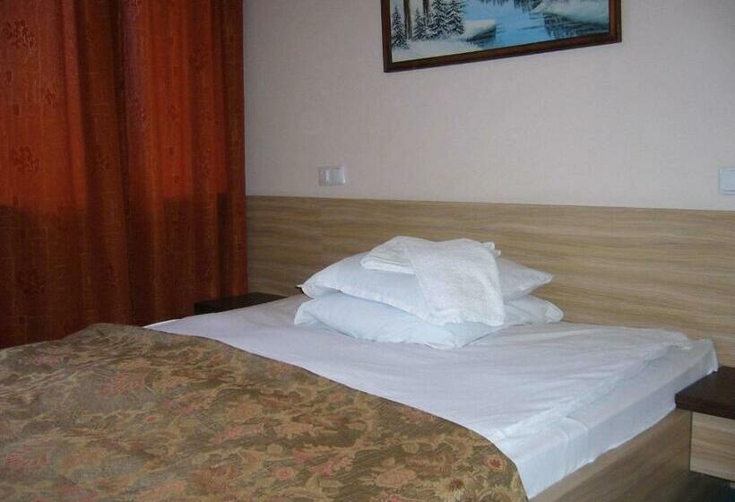 اتاق استاندارد یک نفره, Bed And Breakfast Taurage Center